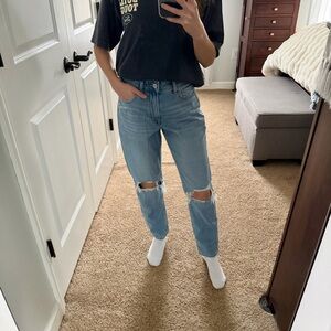 American Eagle Mom Jeans